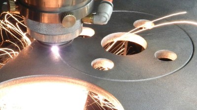 激光切割注意的6個(gè)點(diǎn)，執(zhí)信環(huán)保激光切割煙霧過(guò)濾器廠家為您解析！