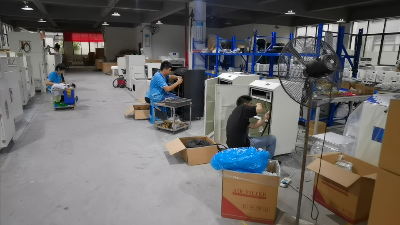 執(zhí)信環(huán)保,激光焊接工業(yè)集塵器,可移動式集塵器,高效凈化！